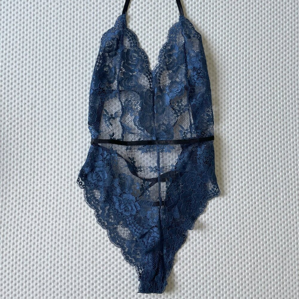 NWOT, Oh La La Cheri Willow Lace Thong Teddy, Estate Blue, One Size (Small)